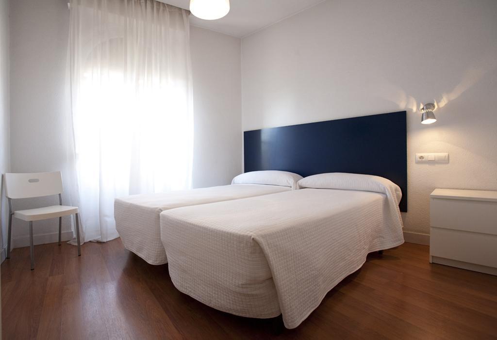Hostal Santa Isabel Madryt Pokój zdjęcie